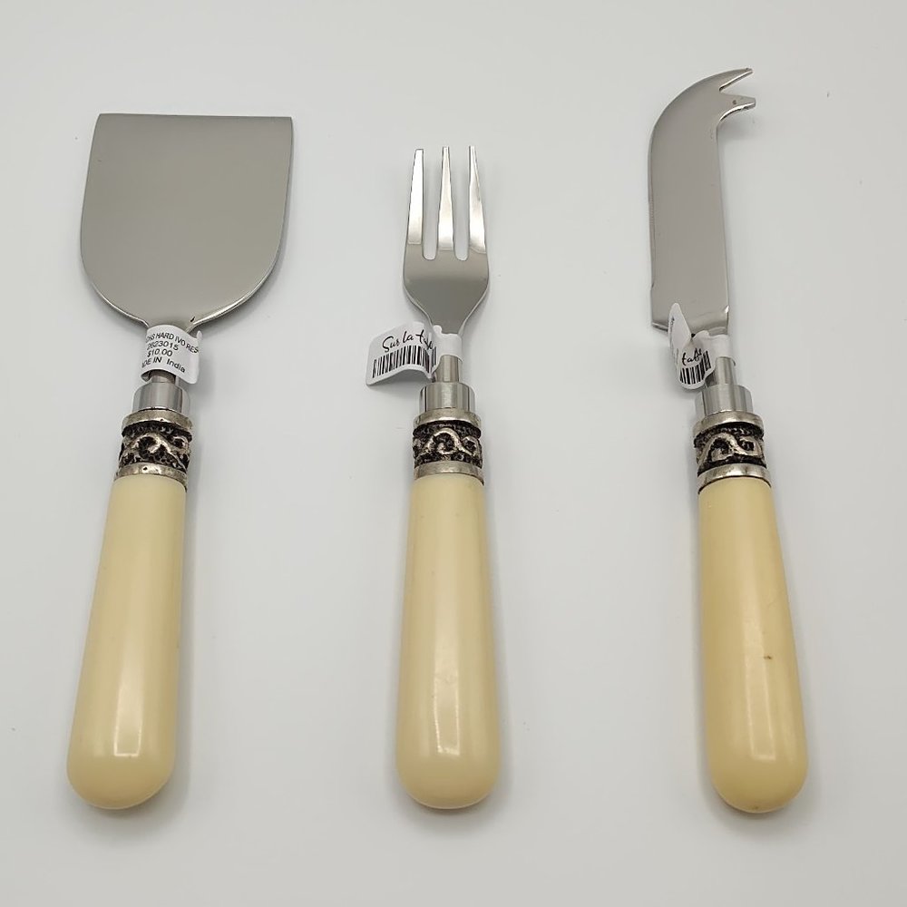 Sur La Table 3 Piece Ivory Resin Utensil Set for Cheese or Charcuterie Board New